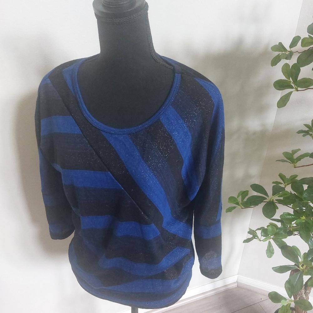 Mix & Co. Women's Blue and Black Longsleeve Blouse Size Medium